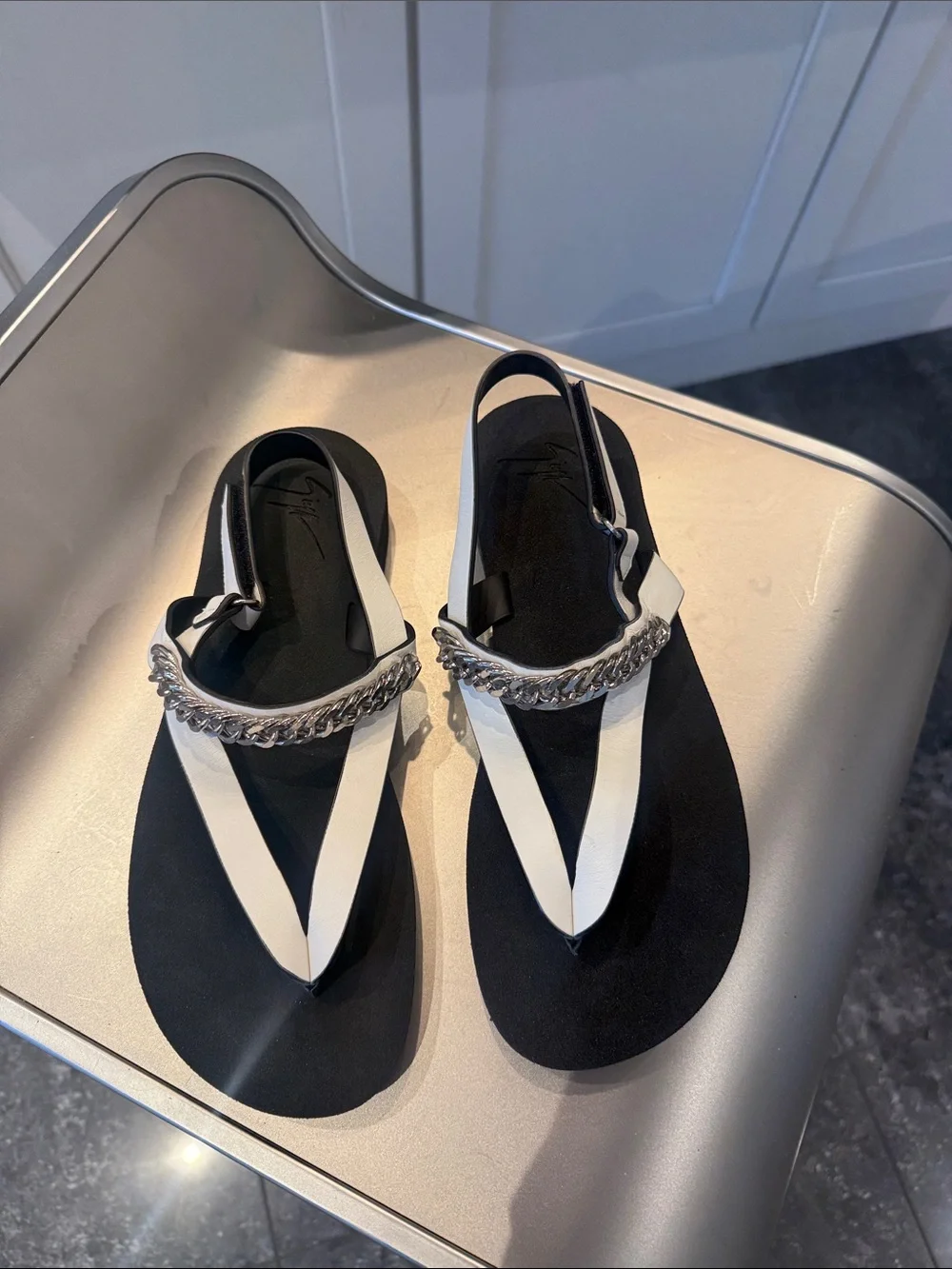 NIB Giuseppe Zanotti Black/White and silver chain trim Velcro strap sandal